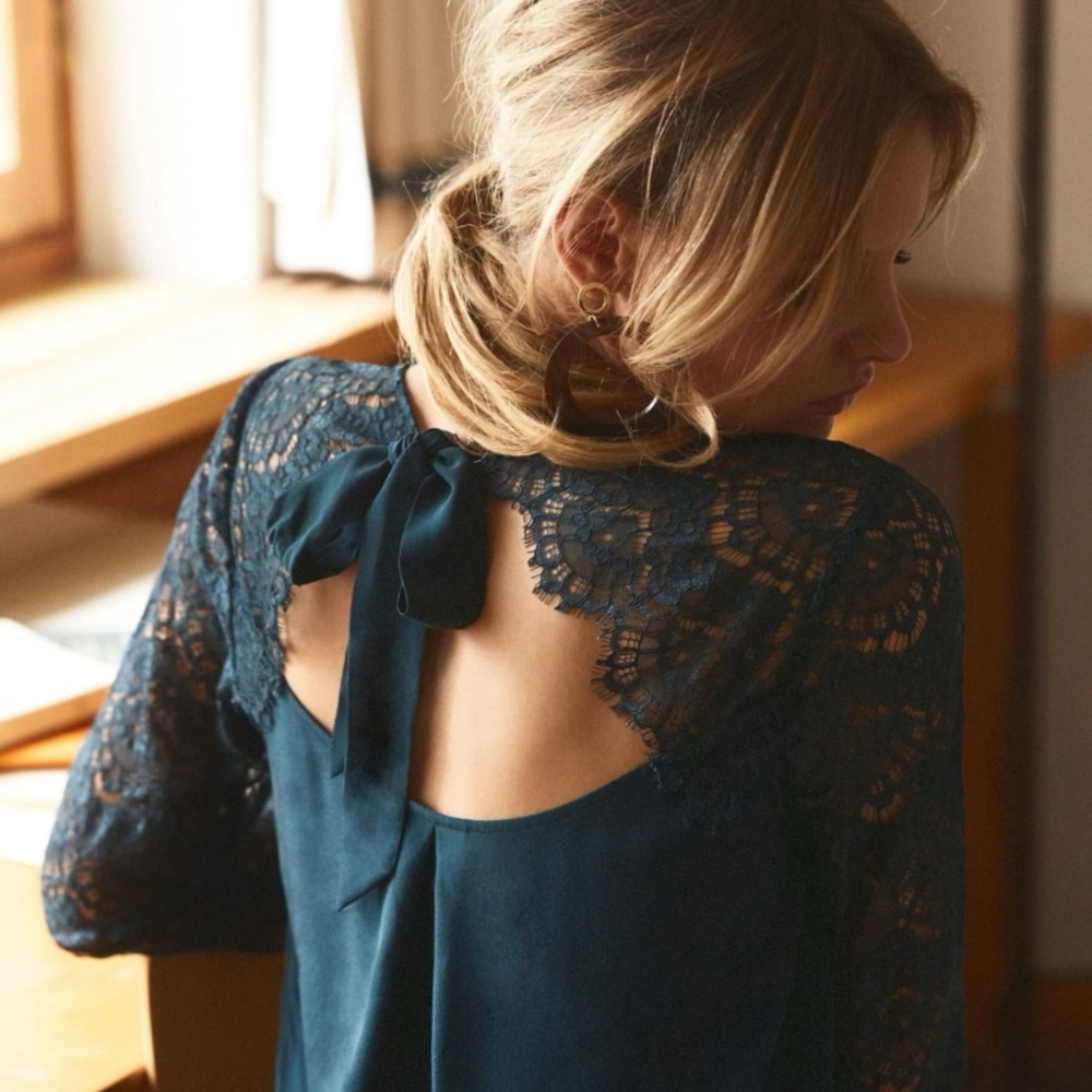 Sezane Silk blouse in green  NWT